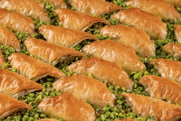 Taze Fırınlanmış 2000 Gr Şöbiyet Tatlısı