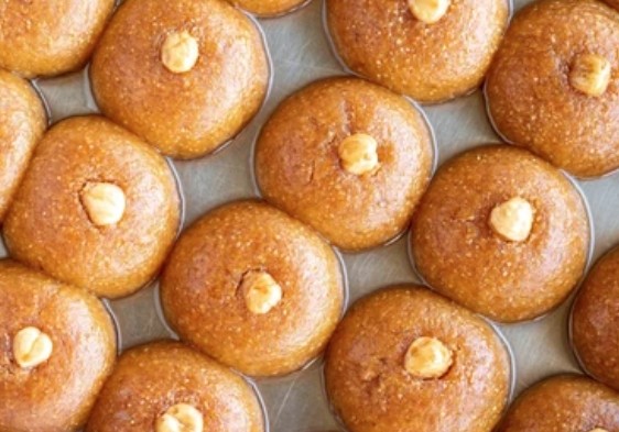 Taze Malzemeli 1 Kg Şekerpare Tatlısı